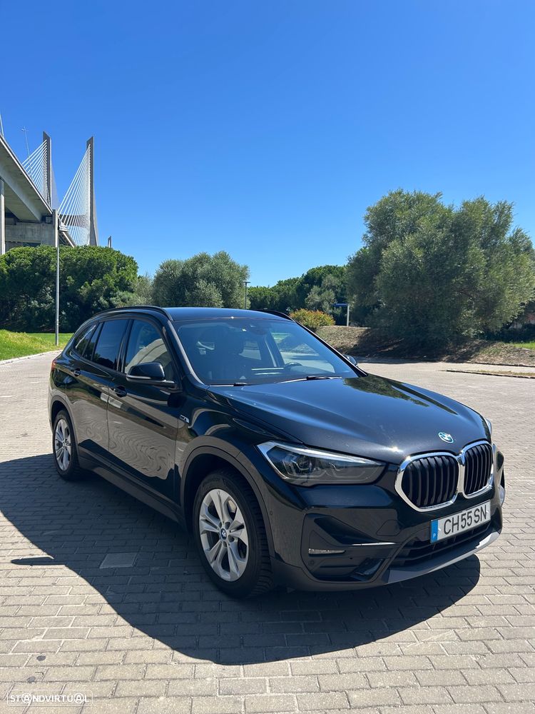 BMW X1 25 e xDrive — fotografia 20