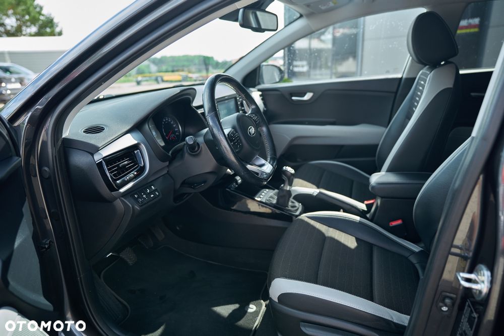 Kia Stonic - 15