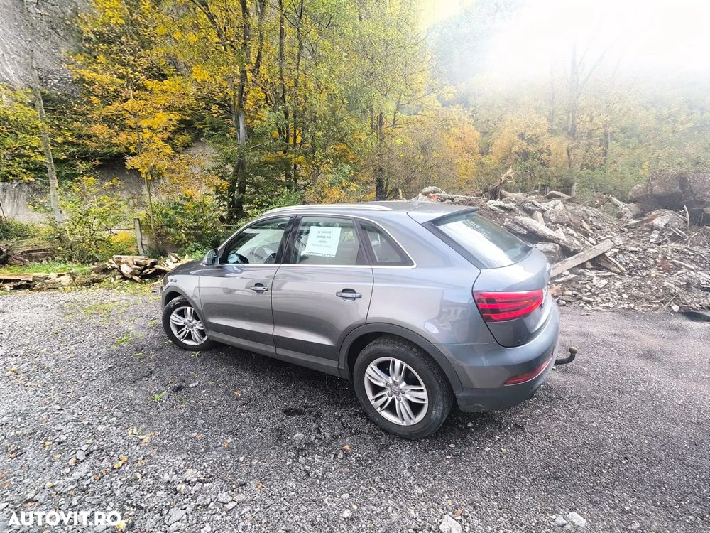 Audi Q3 2.0 TDI S tronic - 5