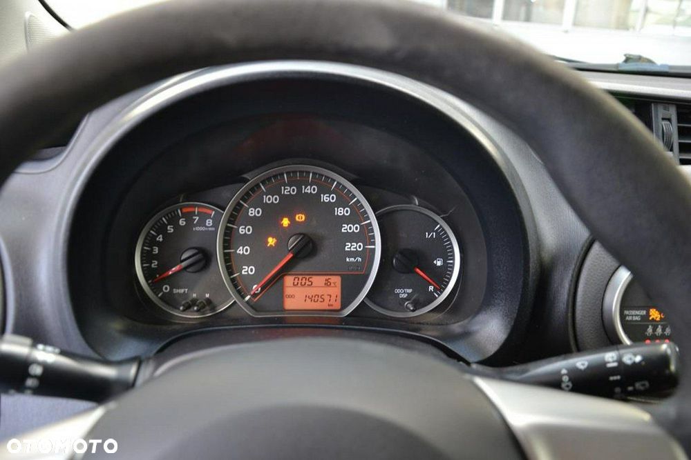 Toyota Yaris - 11