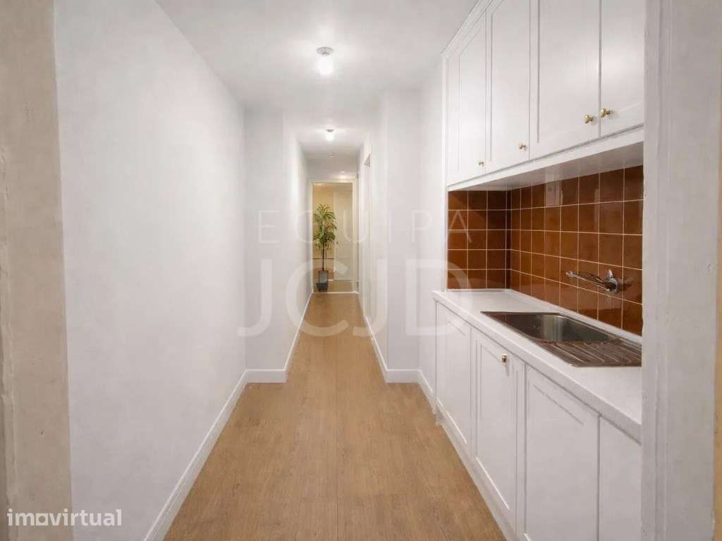 Apartamento T1 para Remodelação | R/C - Beco do Imaginário, Lisboa - Grande imagem: 4/16