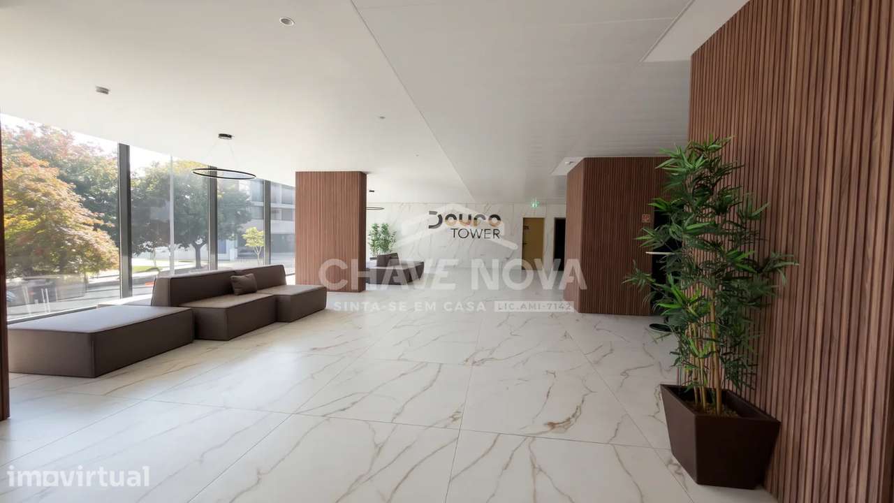 Apartamento T0 Como Novo c/ Vistas Rio em Santa Marinha (VL8) - Grande imagem: 2/17