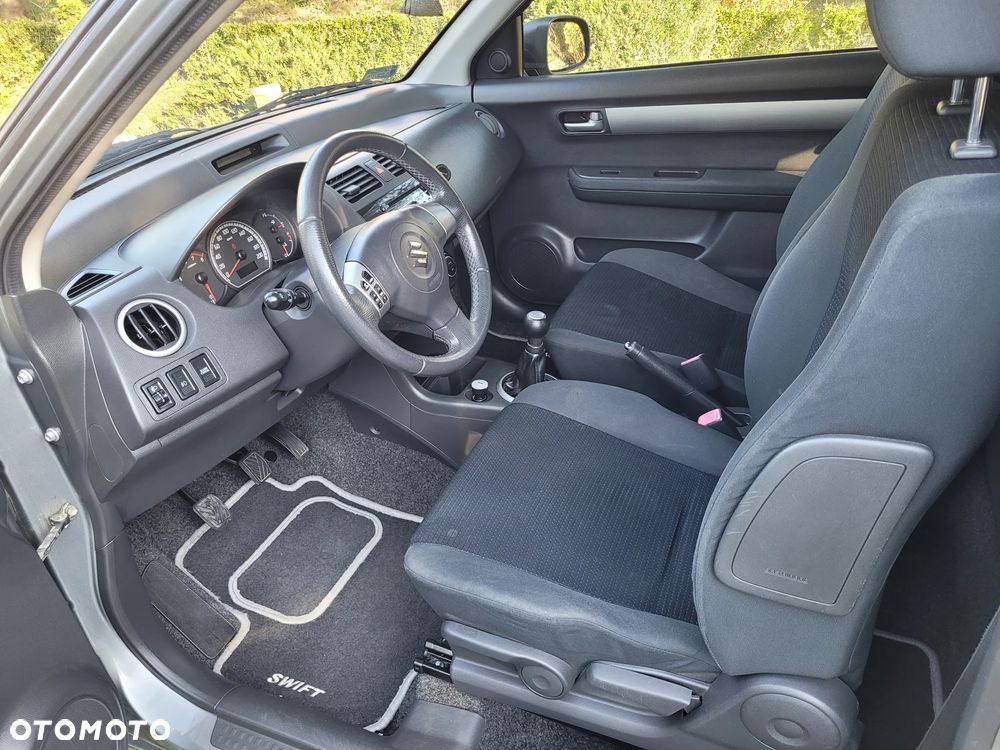 Suzuki Swift 1.3 Classic - 17