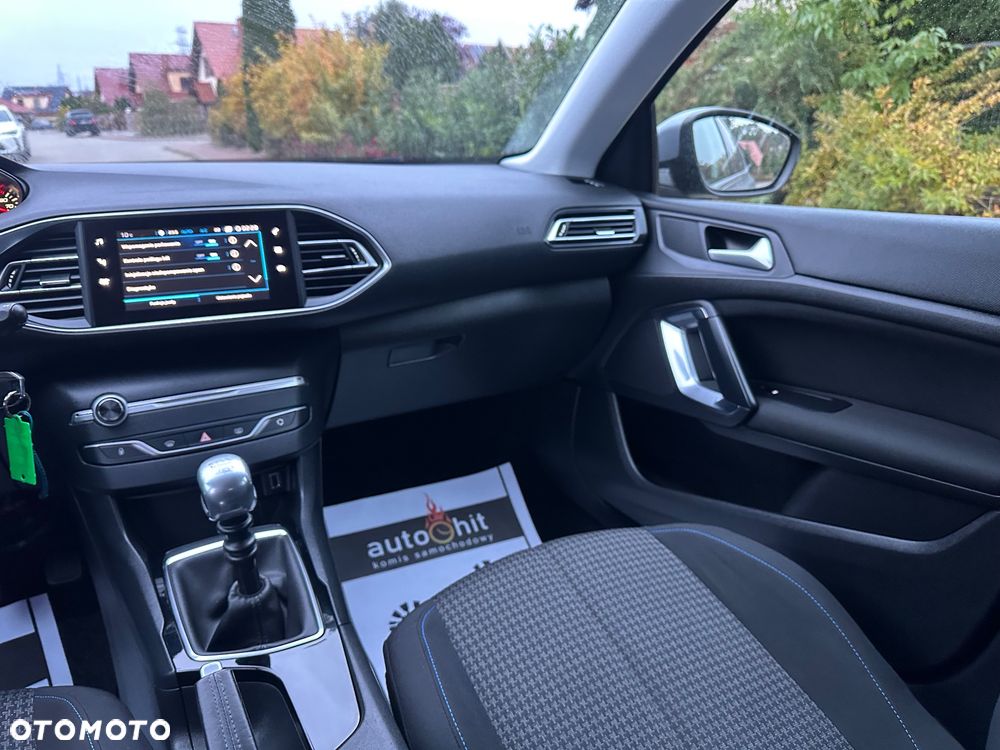 Peugeot 308 - 26