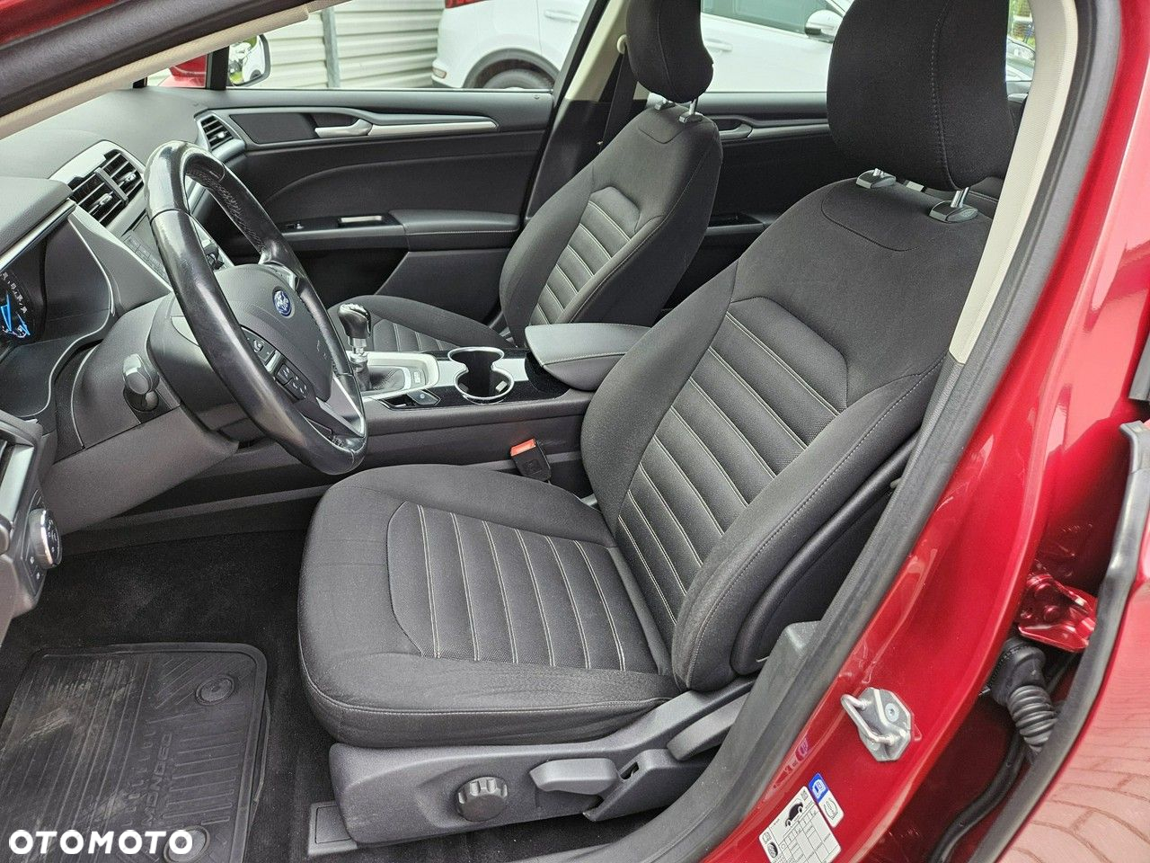 Ford Mondeo 2.0 EcoBlue Trend - 24