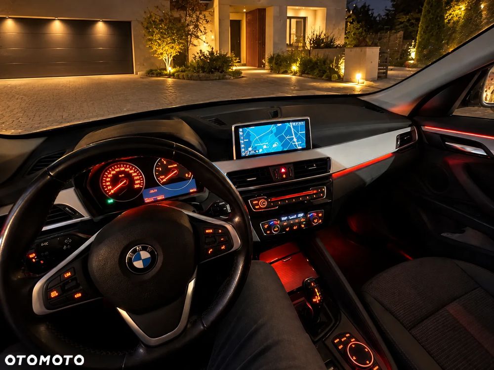 BMW X1 xDrive20d Sport Line sport - 16
