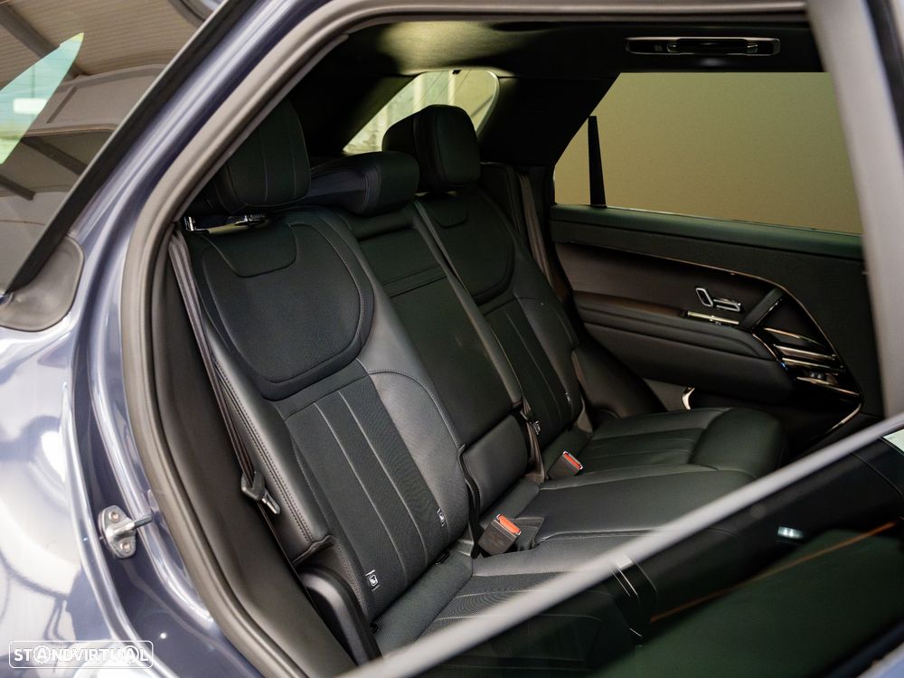 Land Rover Range Rover Sport - 11
