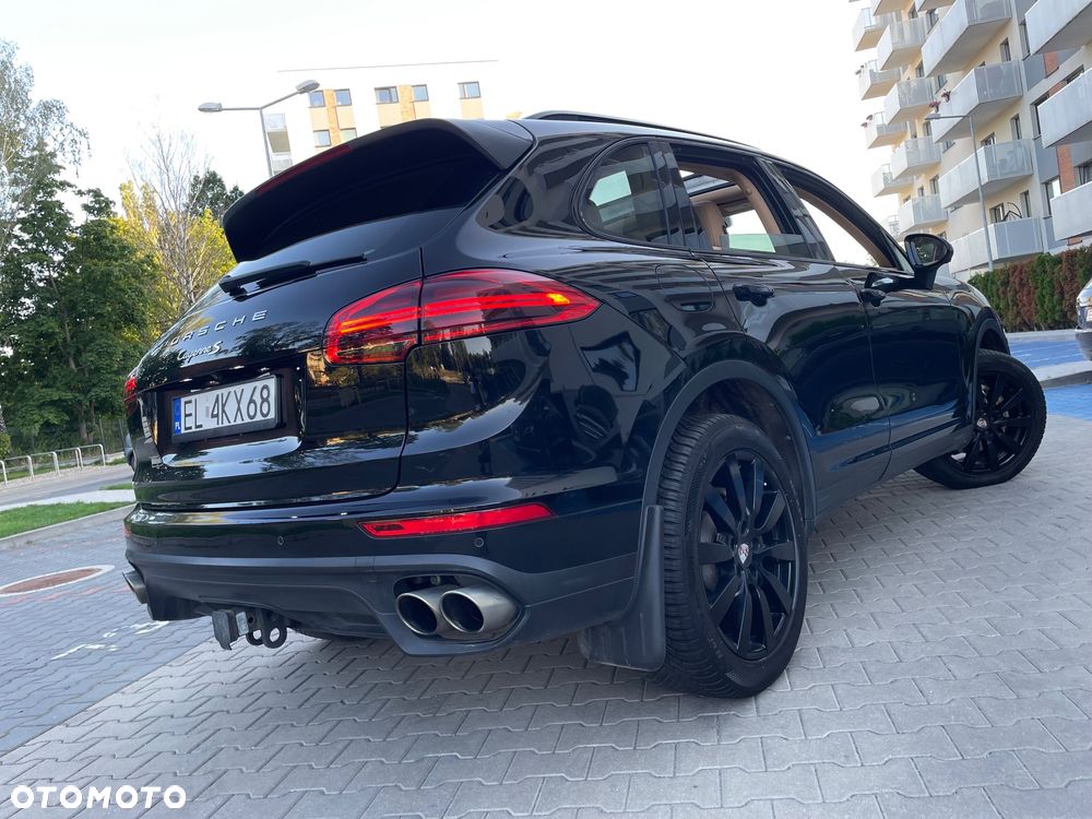 Porsche Cayenne S Platinum Edition - 13