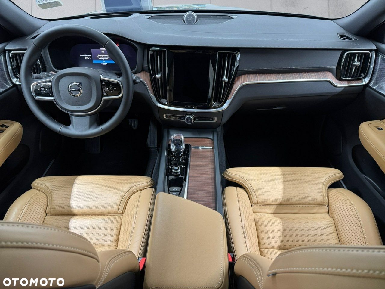 Volvo V60 Cross Country B5 B AWD Ultimate - 7
