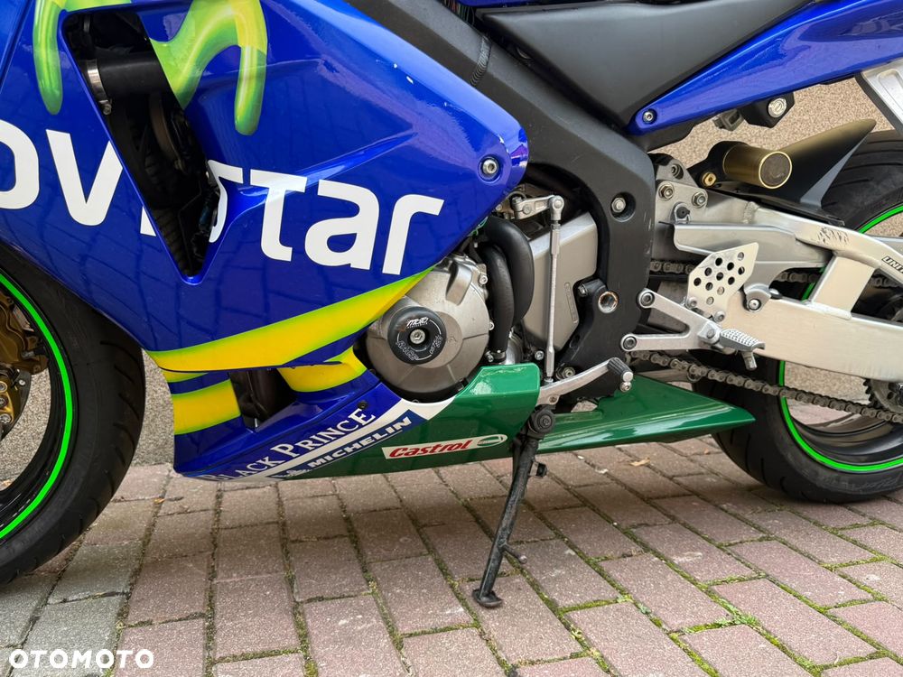 Honda CBR - 26