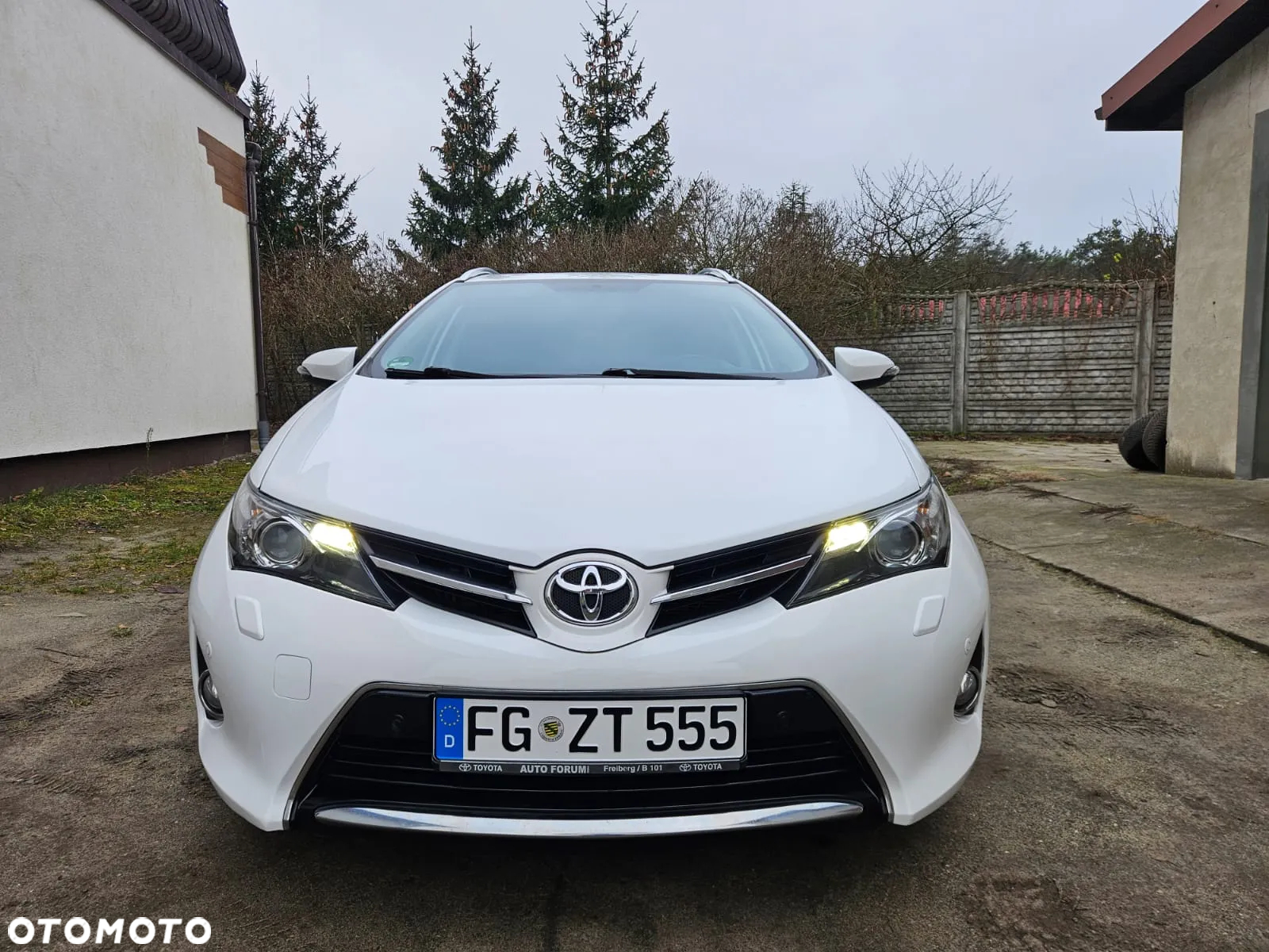 Toyota Auris 1.4 D-4D Touring Sports - 31