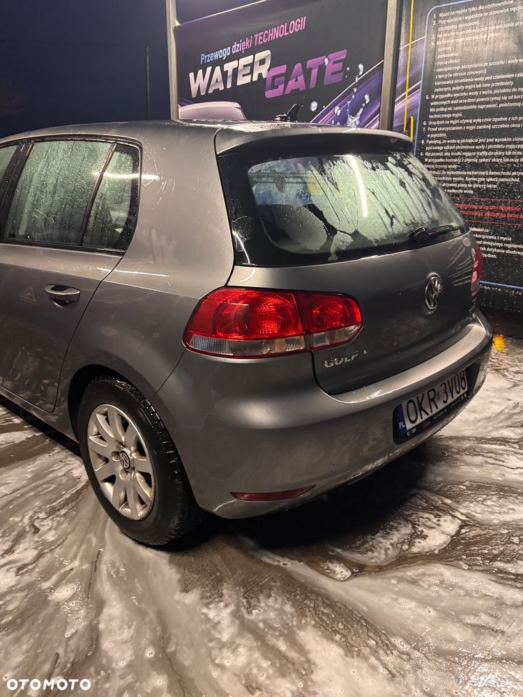 Volkswagen Golf 1.6 TDI BlueMot Comfortline - 5