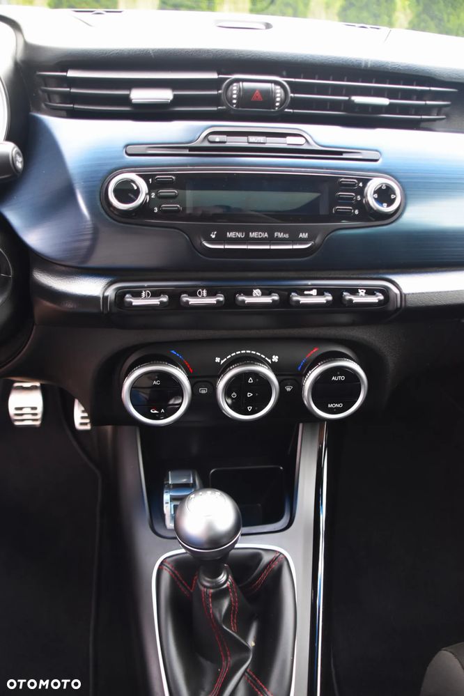 Alfa Romeo Giulietta 1.4 TB 16V Multiair Collezione - 18