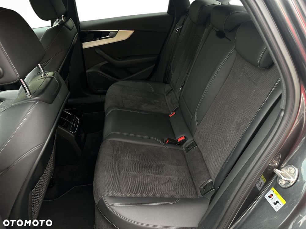 Audi A4 Limousine 35 TFSI mHEV S Line S tronic - 27