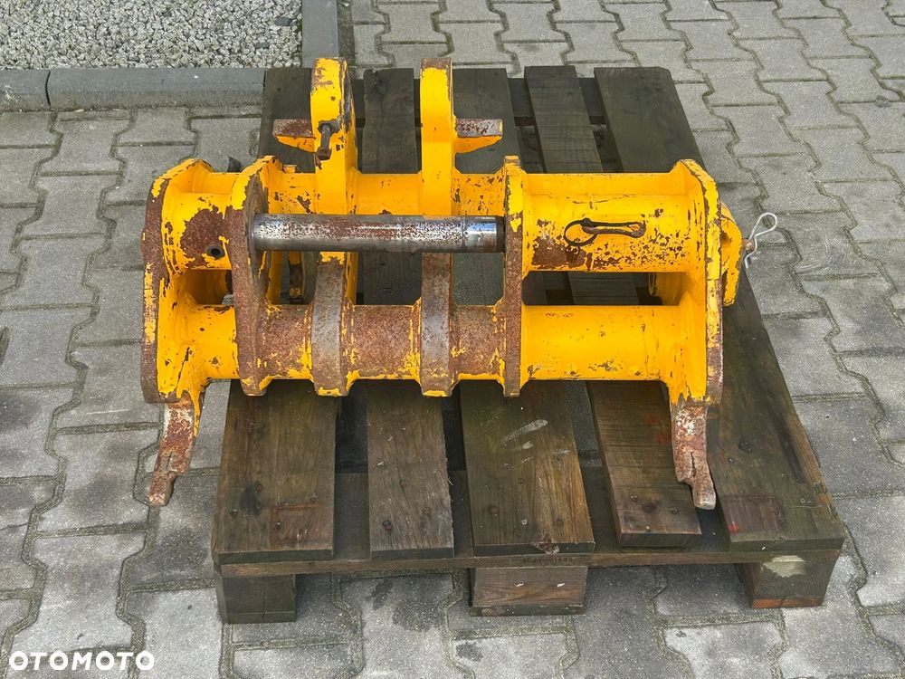 Q-FIT RAMKA JCB 535-95 533-105 MOCOWANIE MANITOU - 4