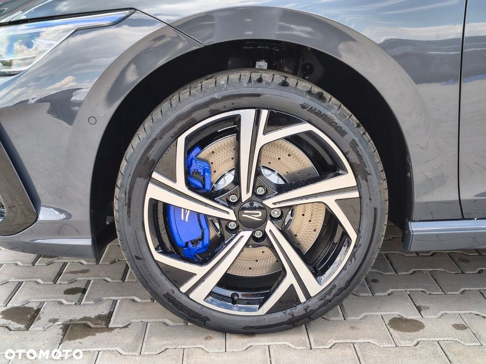 Volkswagen Golf - 12