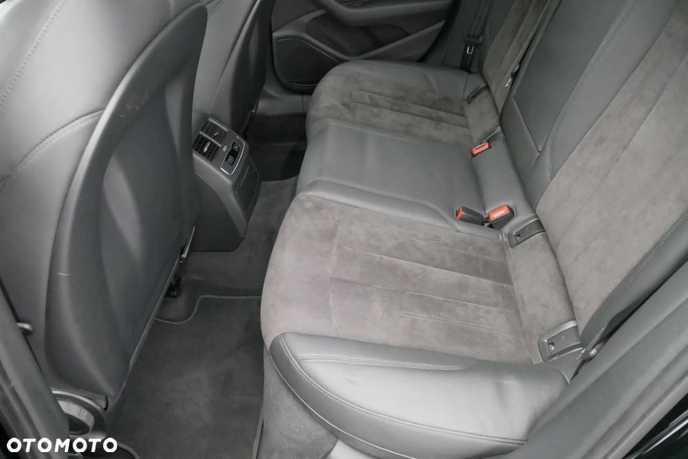 Audi A4 Avant 2.0 TDI S tronic quattro sport - 9