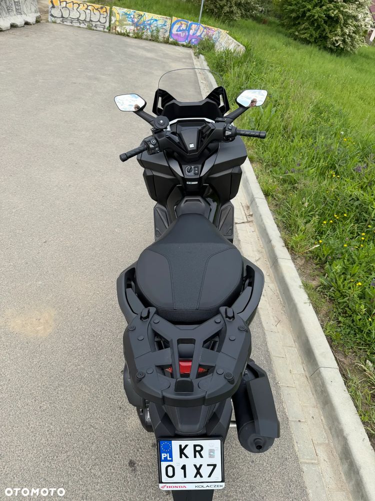 Honda NSS - 17