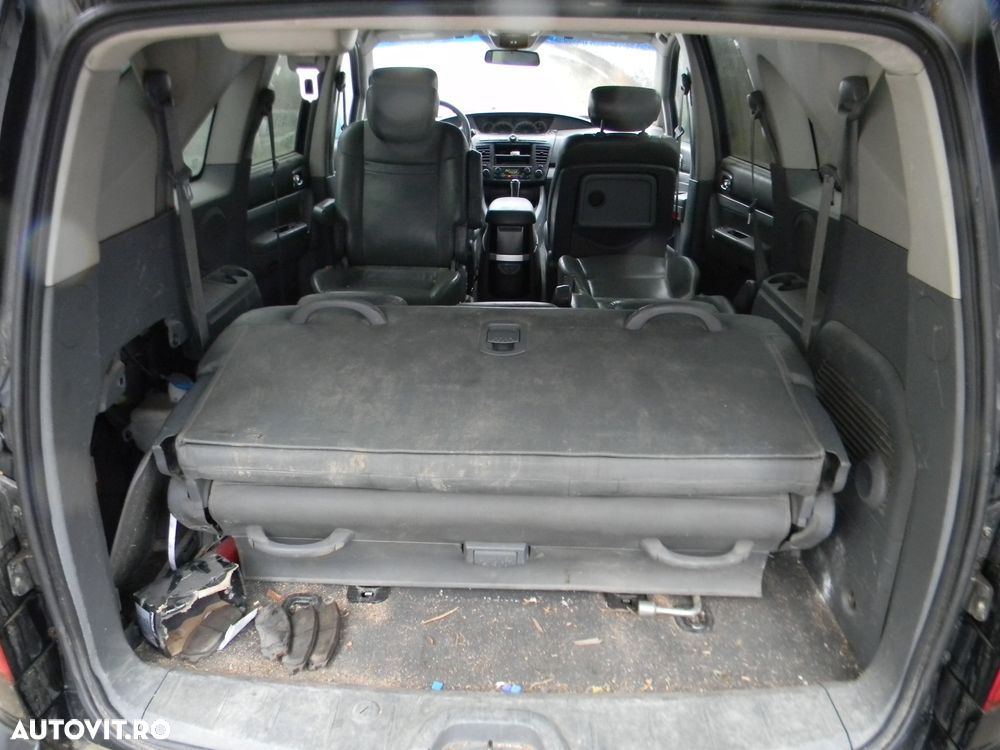 Dezmembrari  Ssangyong RODIUS  2005  > 0000 2.7 Xdi Motorina - 45