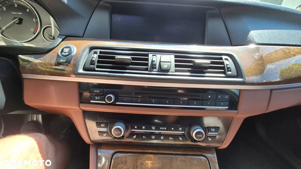 BMW Seria 5 535d xDrive - 8