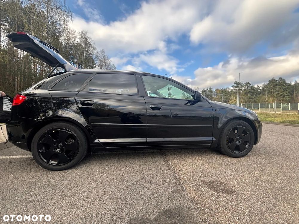 Audi A3 Sportback 2.0 TDI DPF Ambition - 1