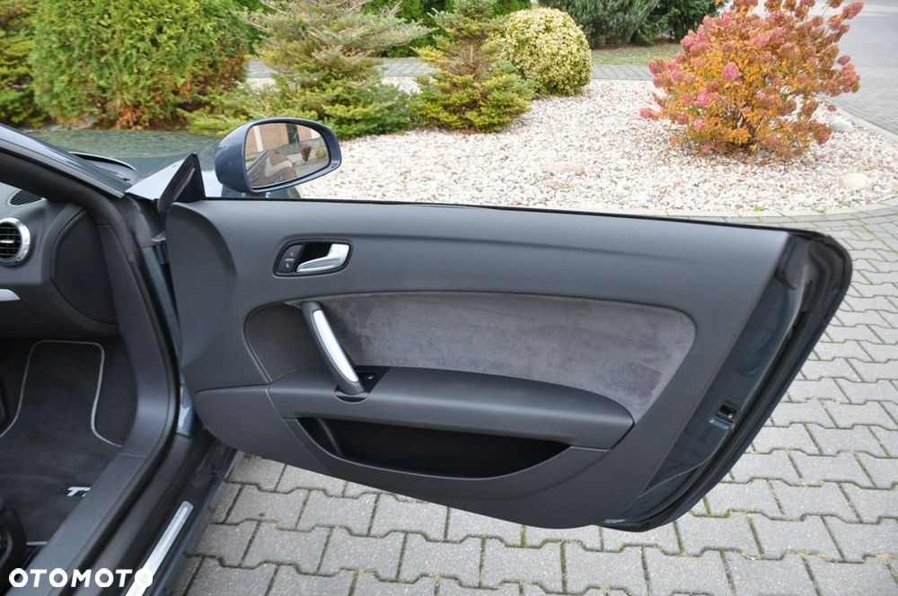 Audi TT Roadster - 29