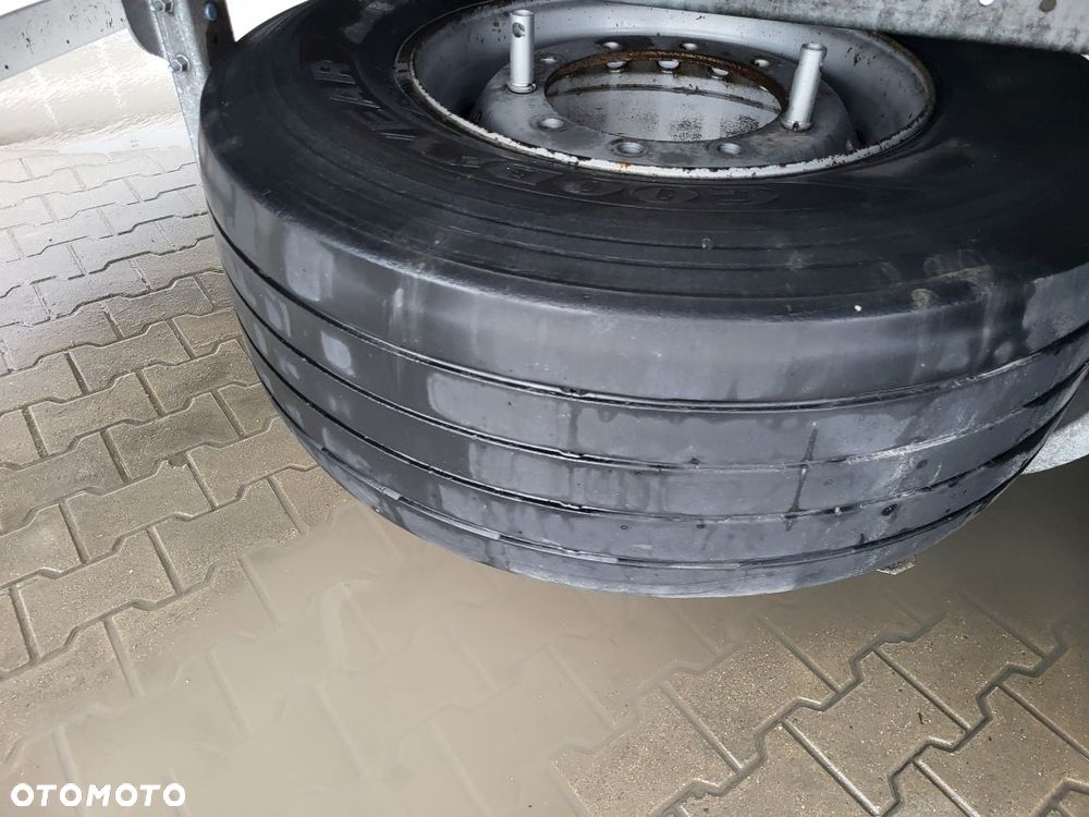 Schmitz Cargobull - - 8