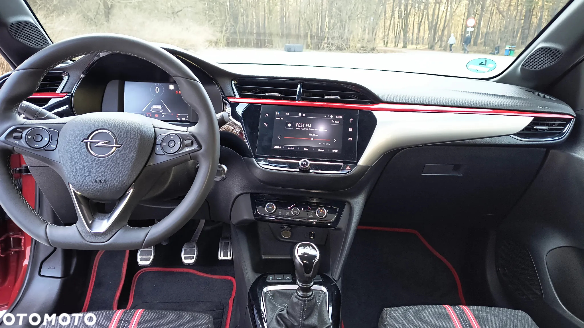 Opel Corsa 1.2 GS S&S - 11