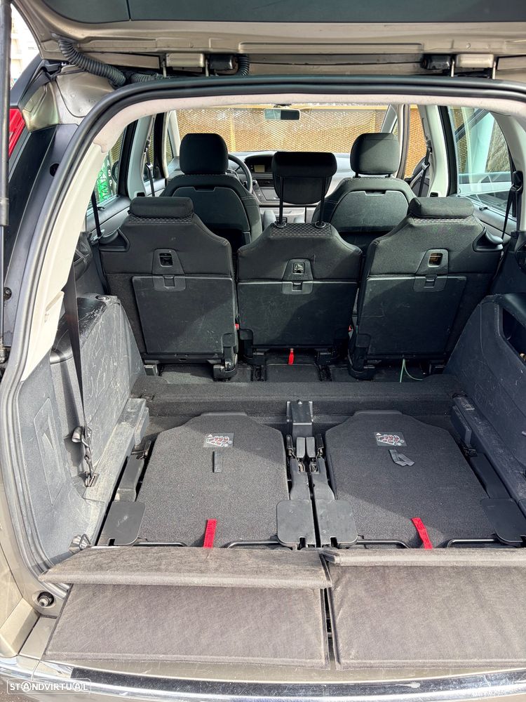 Citroën C4 Grand Picasso - 12