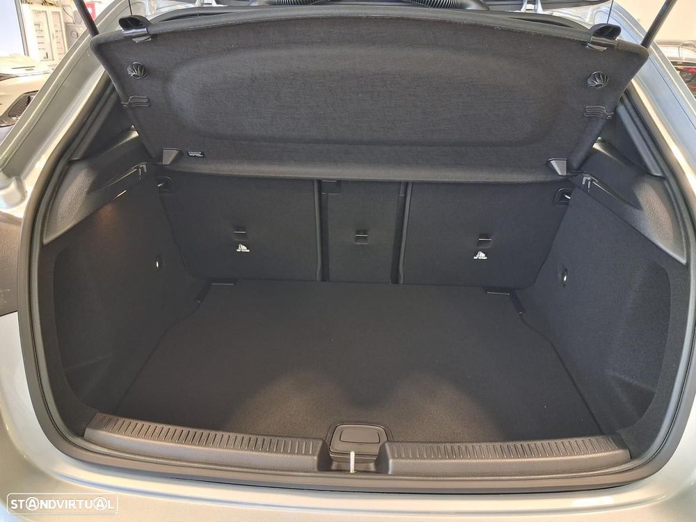 Mercedes-Benz A 180 d - 13