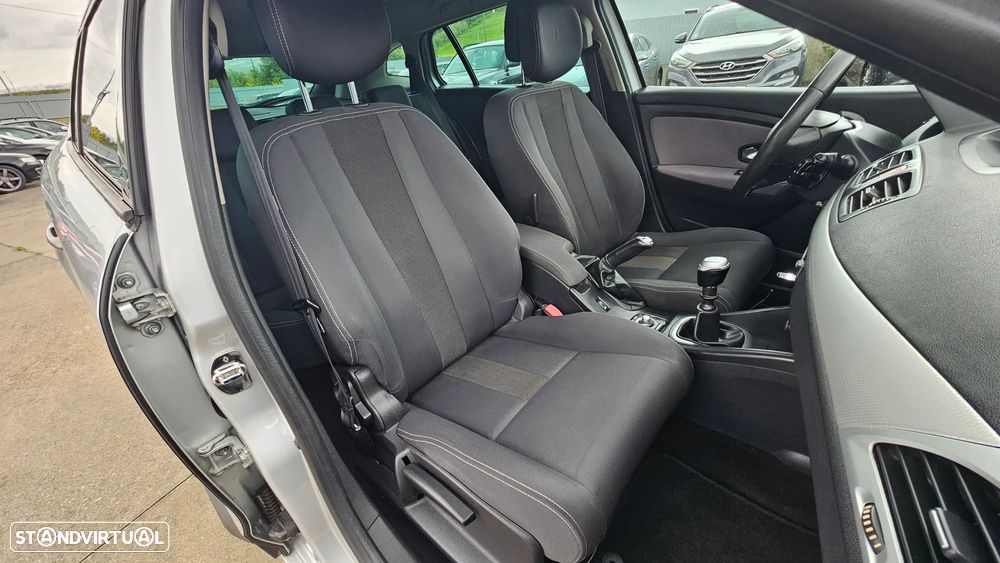 Renault Mégane Sport Tourer 1.5 dCi Avantage - 34