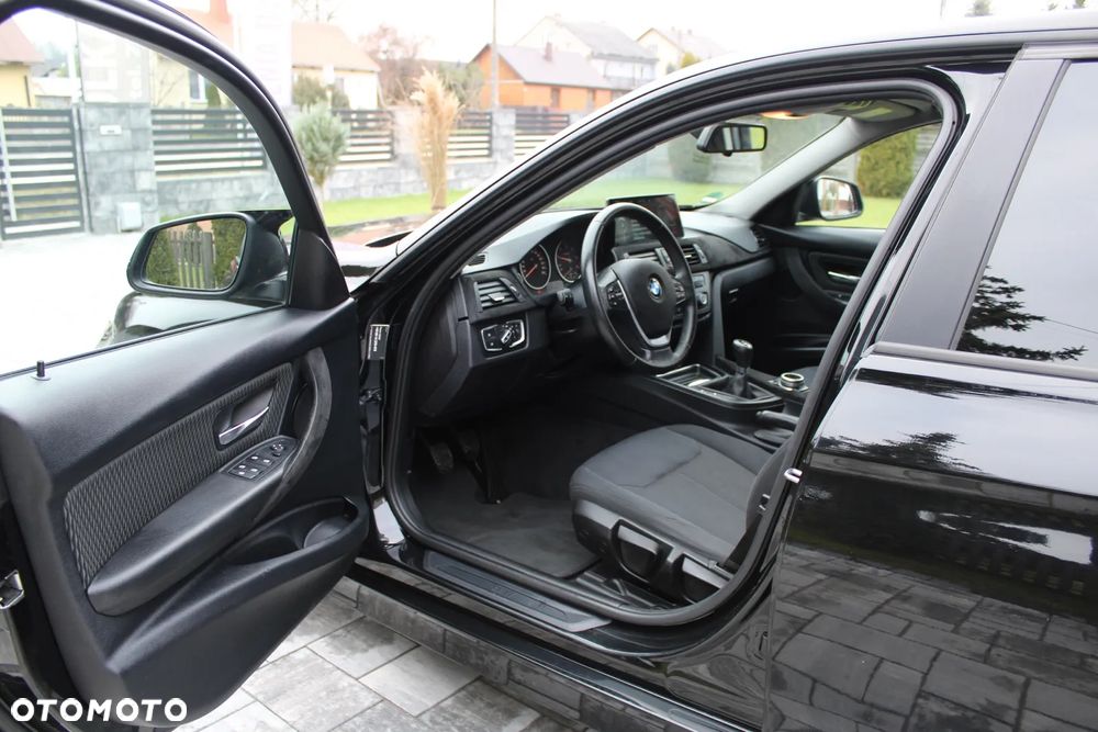 BMW Seria 3 - 4
