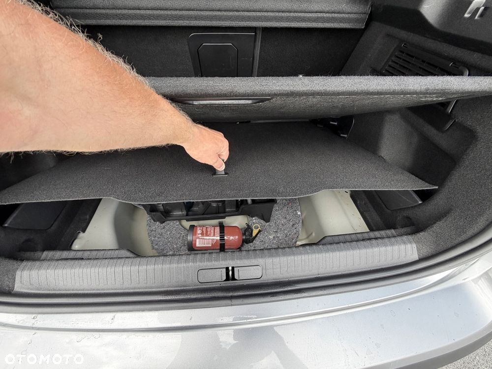 Citroën C4 1.2 PureTech Shine S&S EAT8 - 18