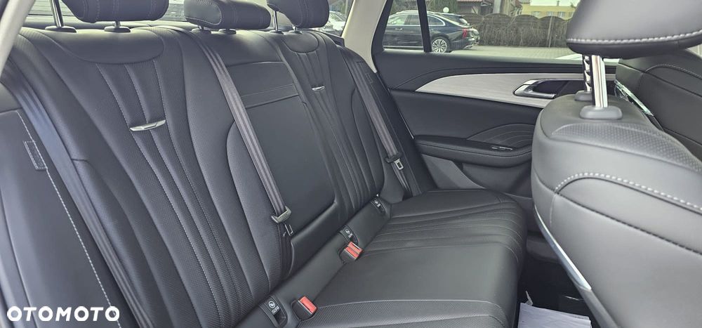 Hongqi H5 2.0T Comfort - 17