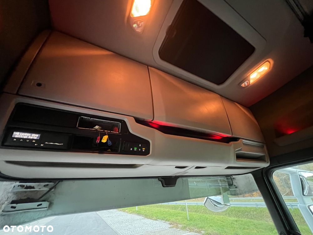 Scania Scania R650 z Niemiec bez EGR tylko SCR pełne wyposażenie FULL AIR V8 - 31