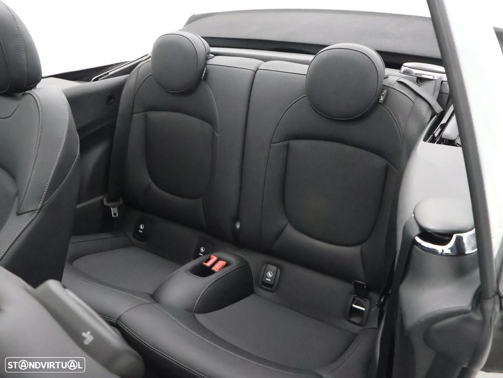 MINI Cabrio Cooper Auto - 5