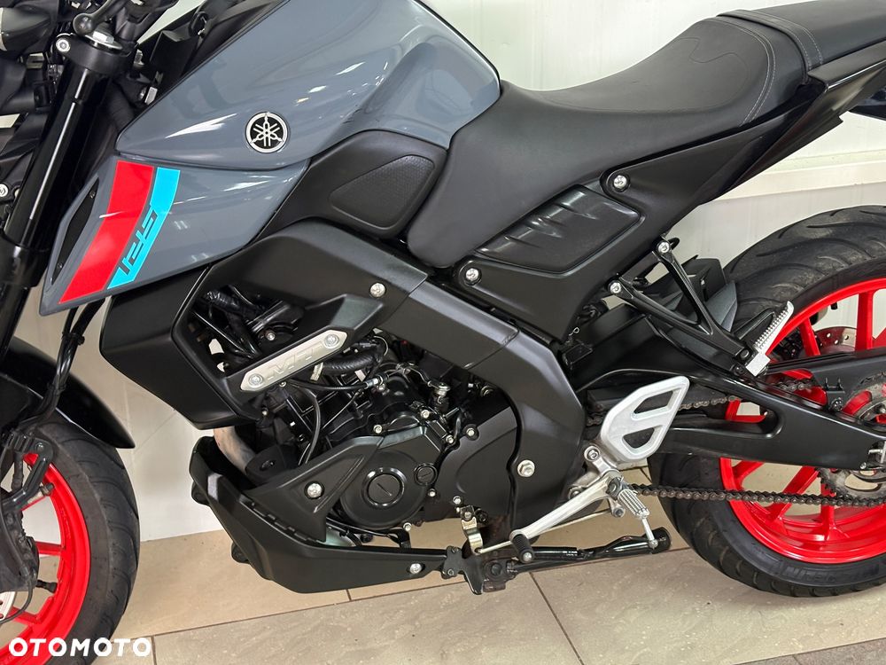 Yamaha MT - 8