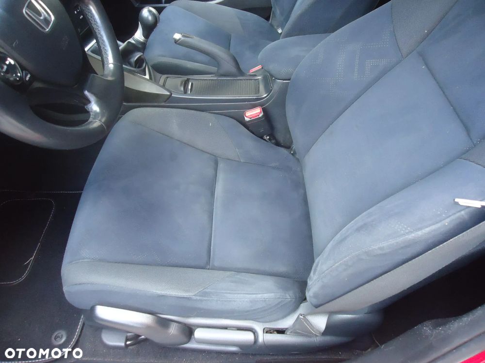 Honda Civic 1.8 Sport - 18
