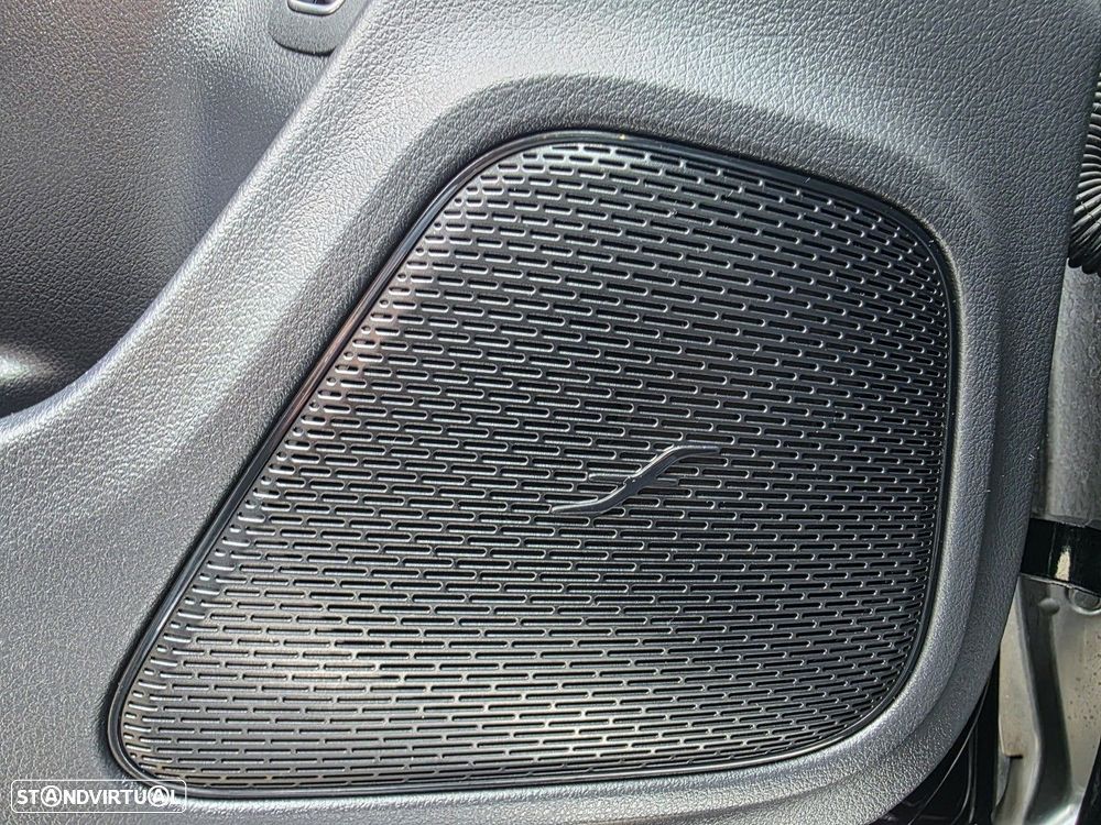 Mercedes-Benz CLA 200 d 4Matic 8G-DCT AMG Line - 41
