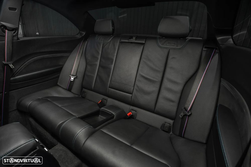 BMW M2 Competition Auto - 27