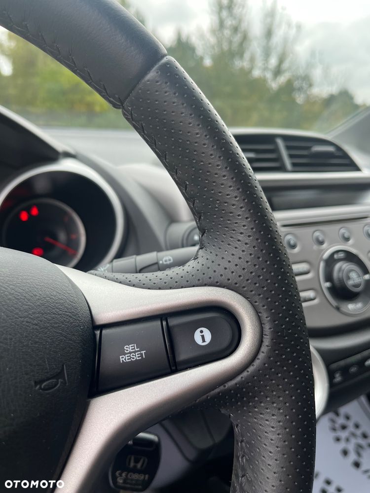 Honda Jazz 1.4 i-VTEC Exclusive - 26