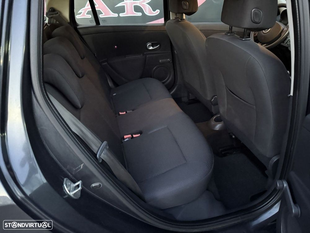 Renault Clio Break 1.2 16V Dynamique - 18