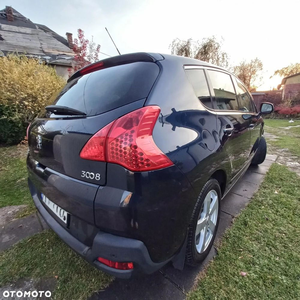 Peugeot 3008 1.6 Premium - 9
