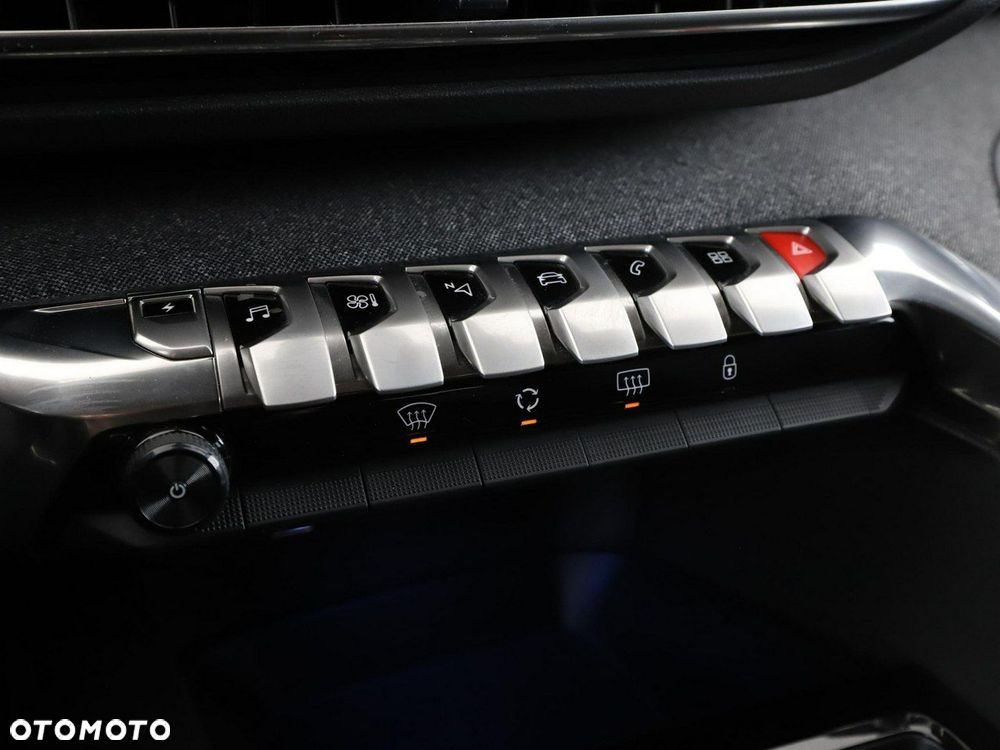 Peugeot 3008 Hybrid4 300 e-EAT8 Allure Pack - 29
