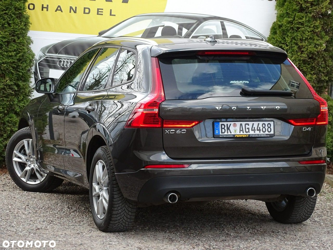 Volvo XC 60 D4 AWD Momentum - 5