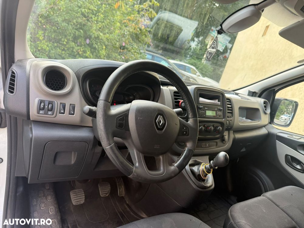 Renault Trafic - 6