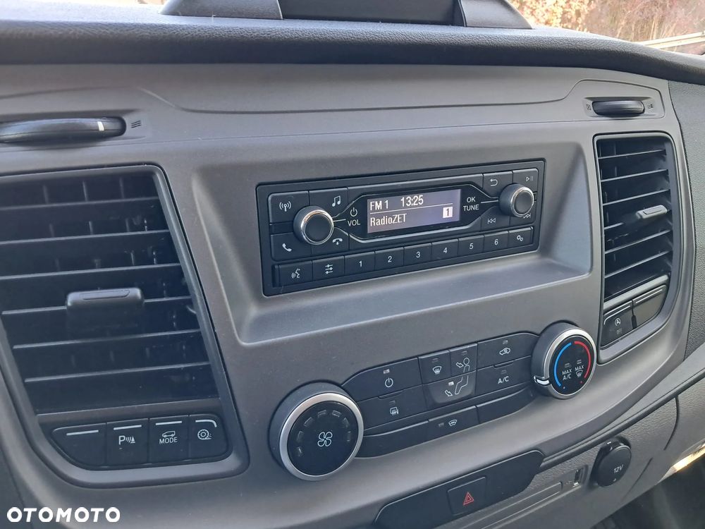 Ford Transit - 16