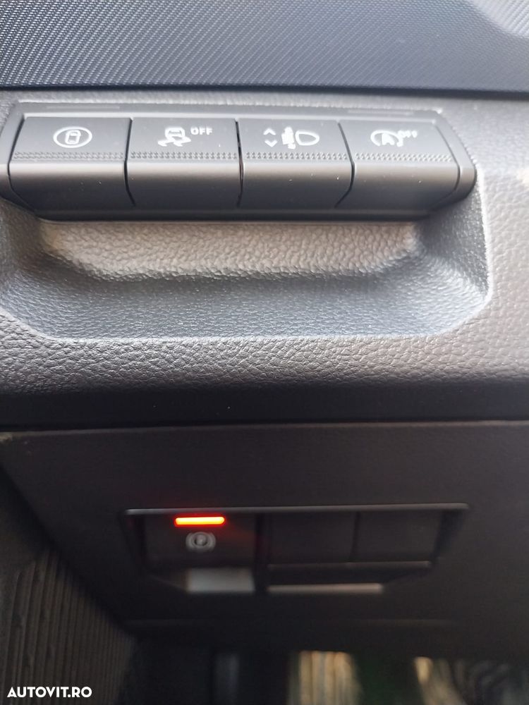 Dacia Duster TCe 130 4X4 MHEV Journey - 11