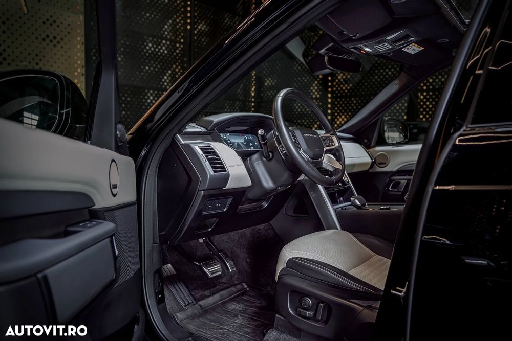 Land Rover Discovery 3.0D 250 MHEV R-Dynamic HSE - 9