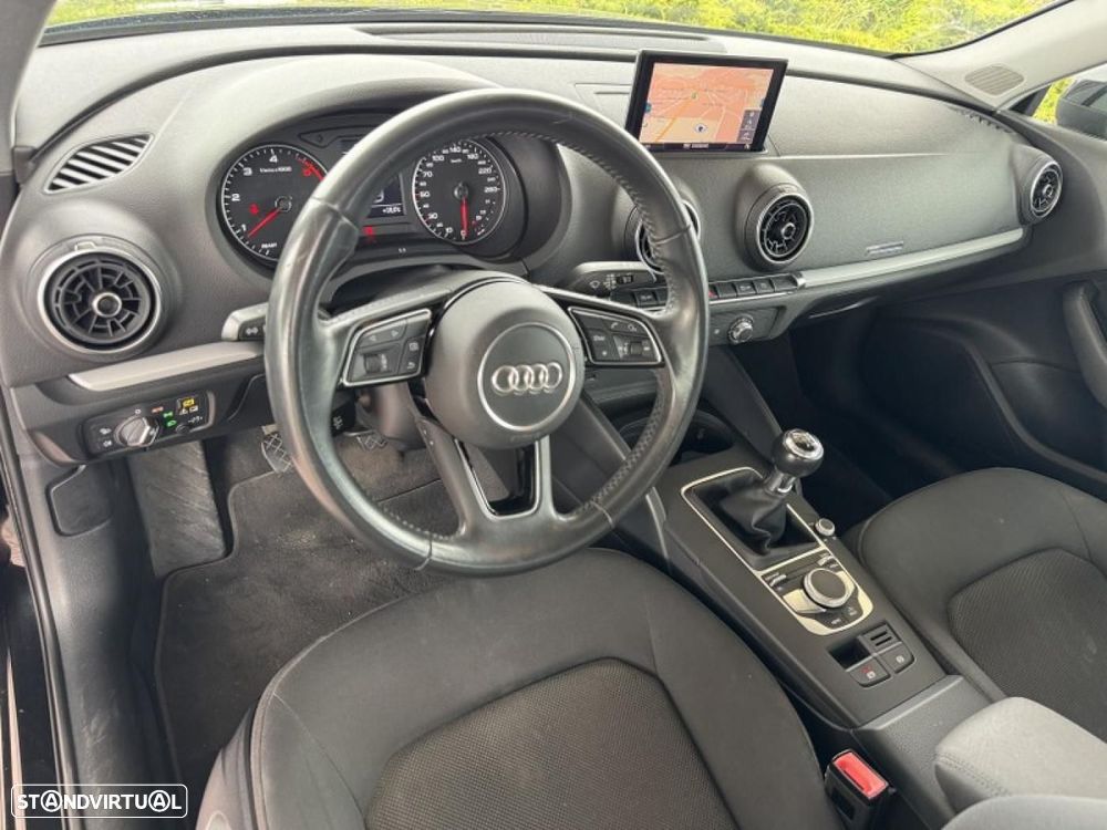 Audi A3 Sportback 2.0 TDI - 3